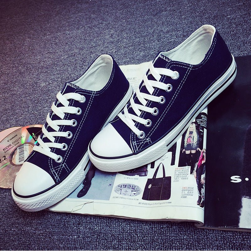 Flat-soled canvas shoes
